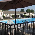 Falcon Inn