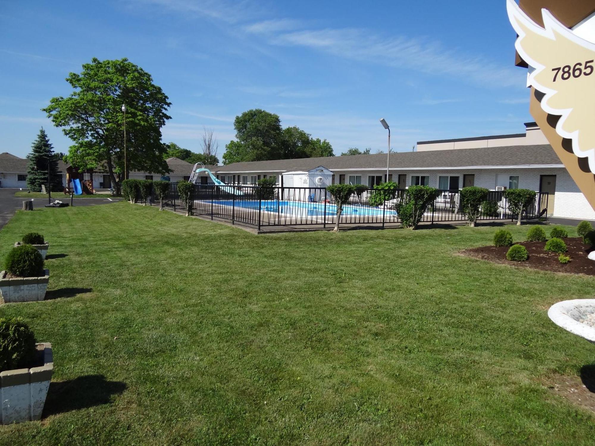 Falcon Motel